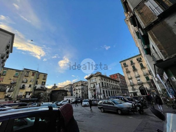 appartamento in vendita a Napoli in zona Pendino / San Giuseppe