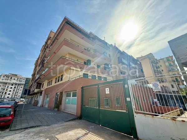 appartamento in vendita a Napoli in zona Fuorigrotta