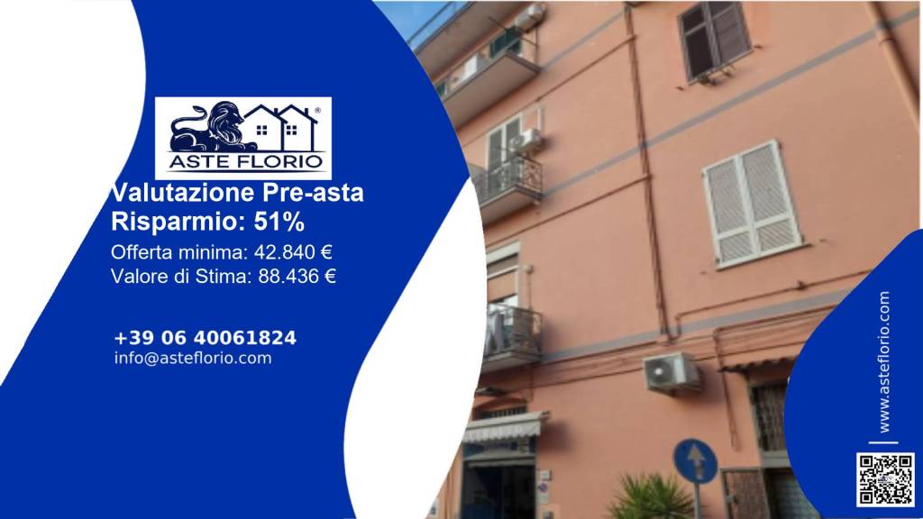 appartamento in vendita a Napoli in zona San Carlo all'Arena