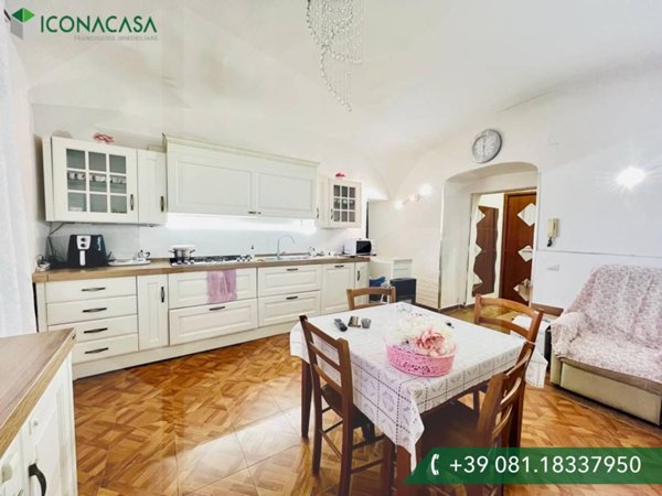 appartamento in vendita a Napoli in zona Arenella