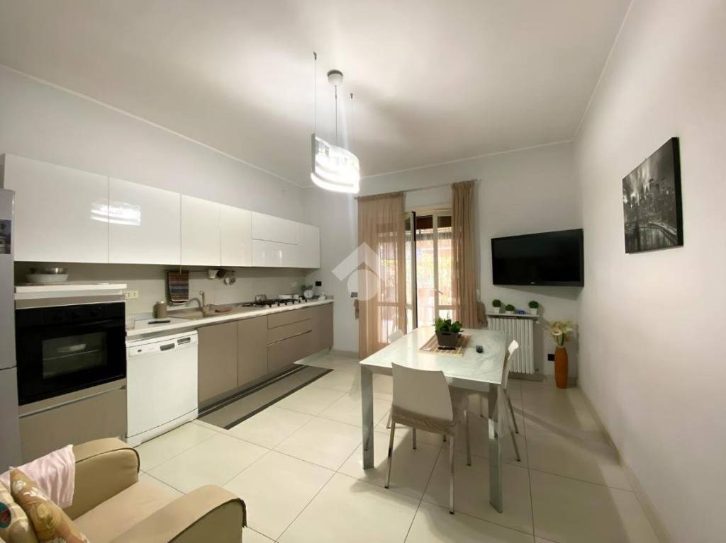 appartamento in vendita a Napoli in zona Secondigliano