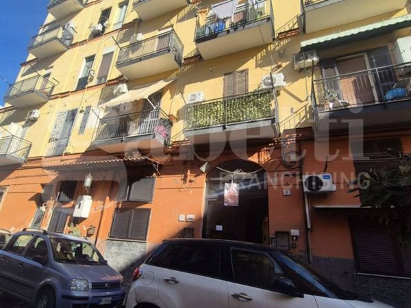 appartamento in vendita a Napoli in zona Pendino / San Giuseppe