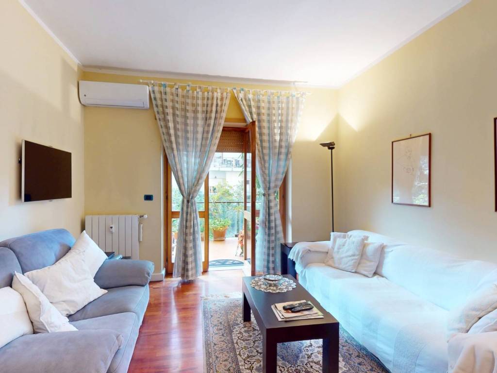 appartamento in vendita a Napoli in zona Vomero