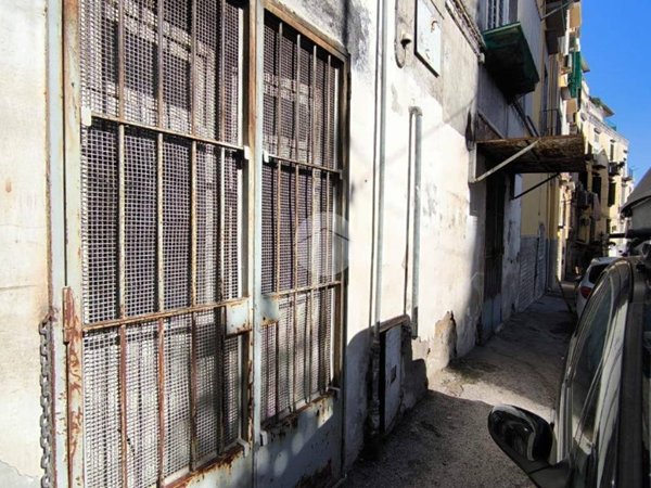 negozio in vendita a Napoli