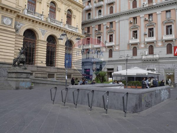 appartamento in vendita a Napoli in zona Porto