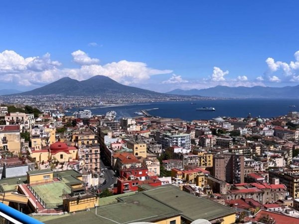 appartamento in vendita a Napoli in zona Vomero