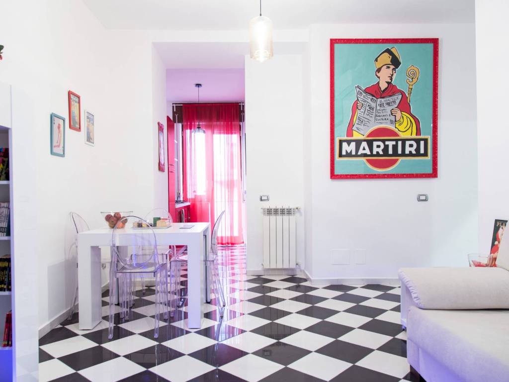appartamento in vendita a Napoli in zona Centro Antico