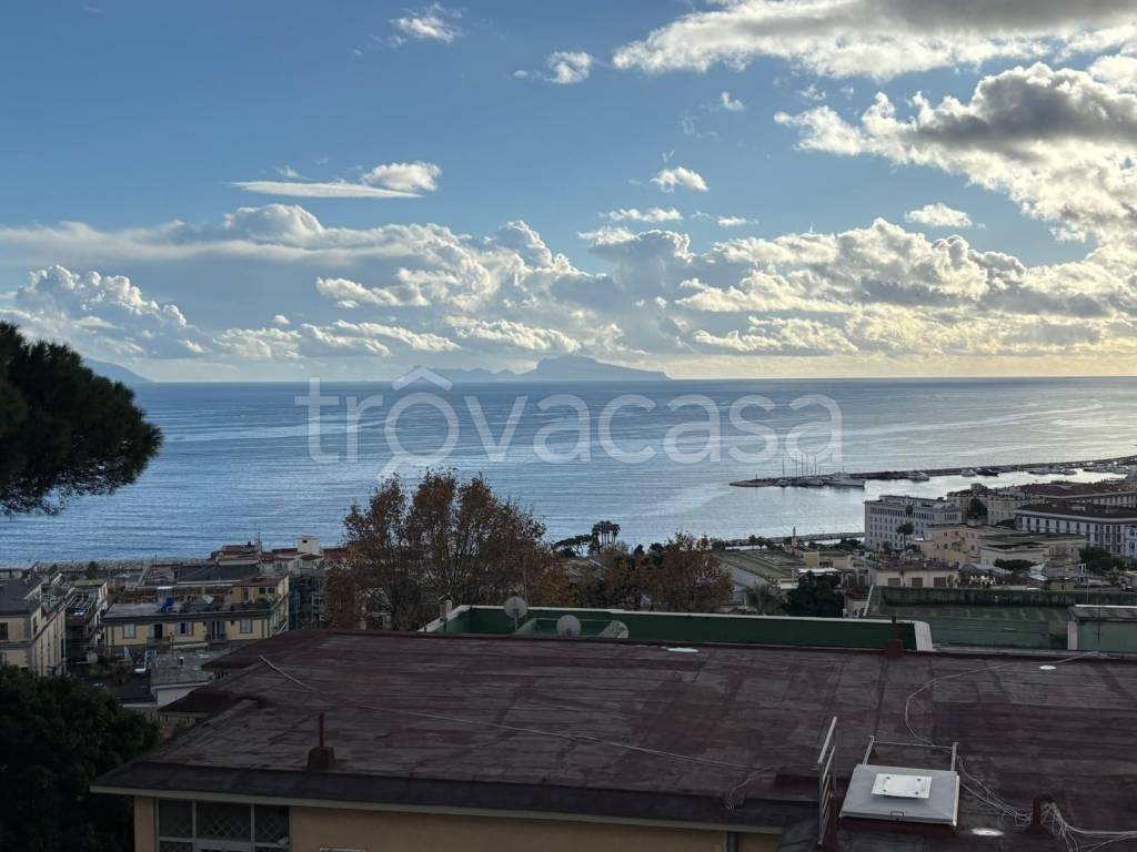 appartamento in vendita a Napoli in zona Arenella