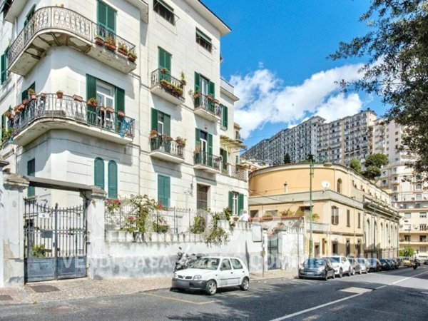 appartamento in vendita a Napoli in zona Arenella