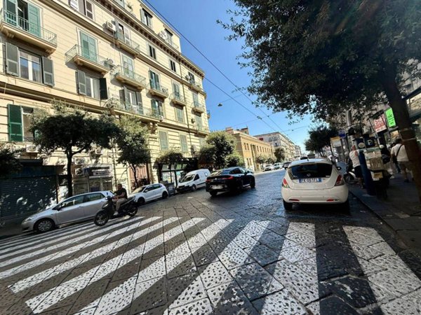 appartamento in vendita a Napoli