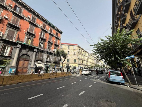 appartamento in vendita a Napoli in zona Pendino / San Giuseppe