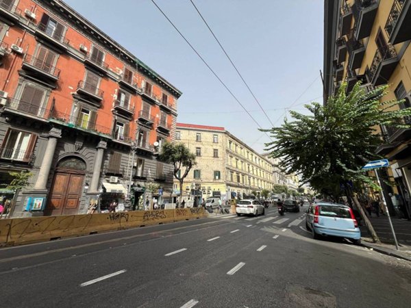 appartamento in vendita a Napoli in zona Pendino / San Giuseppe