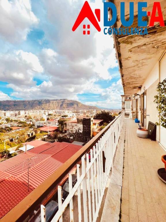 appartamento in vendita a Napoli in zona Pianura