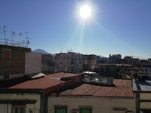 appartamento in vendita a Napoli in zona San Carlo all'Arena