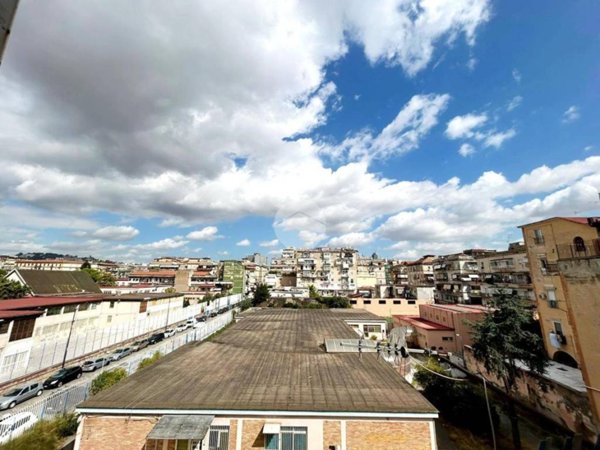 appartamento in vendita a Napoli