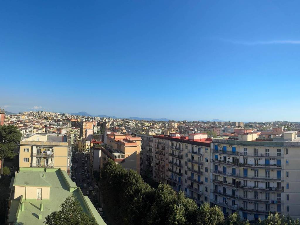 appartamento in vendita a Napoli in zona Vomero