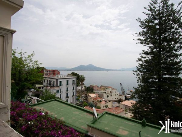 appartamento in vendita a Napoli in zona Posillipo