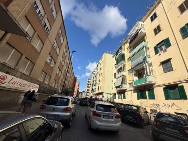 appartamento in vendita a Napoli in zona Fuorigrotta