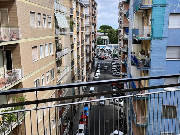 appartamento in vendita a Napoli in zona Camaldoli