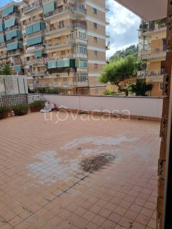 appartamento in vendita a Napoli in zona Fuorigrotta