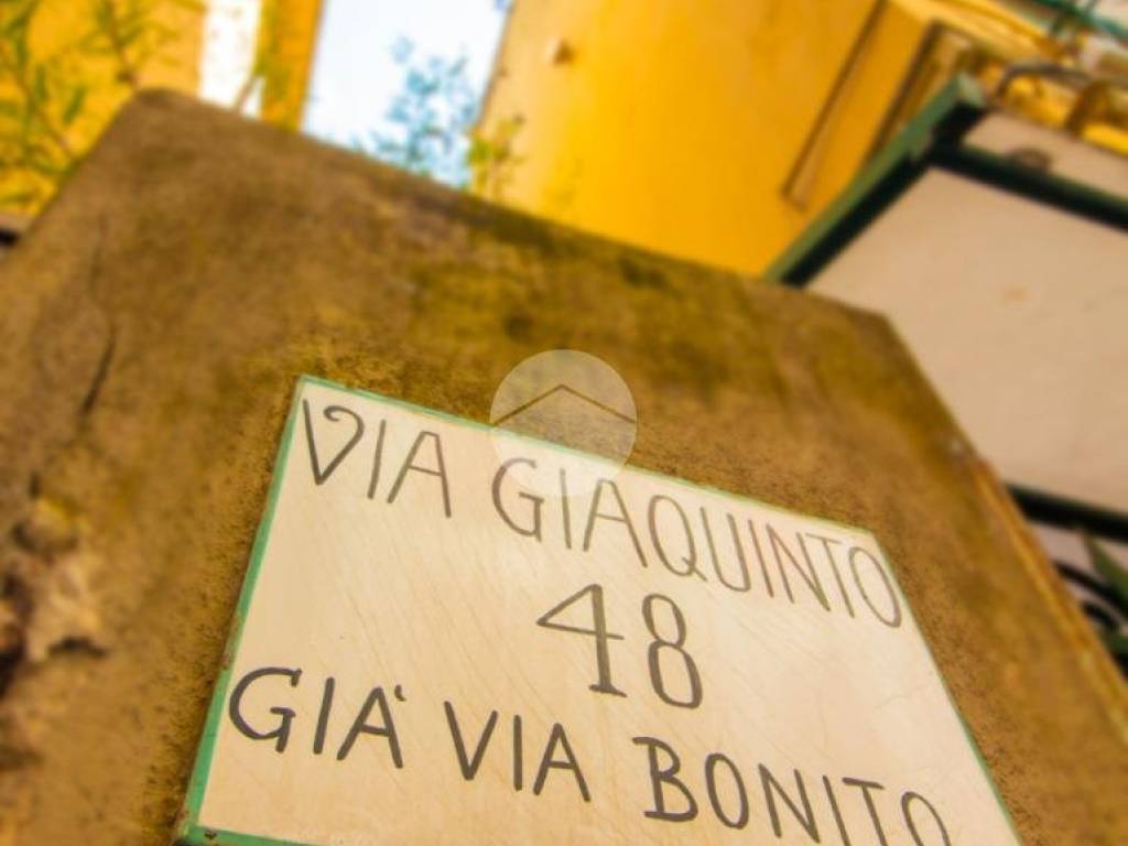 appartamento in vendita a Napoli in zona Vomero