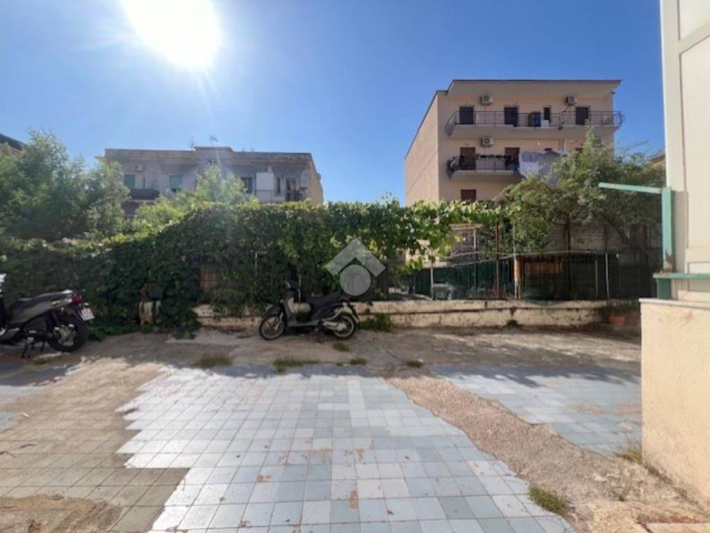 appartamento in vendita a Napoli in zona Pianura