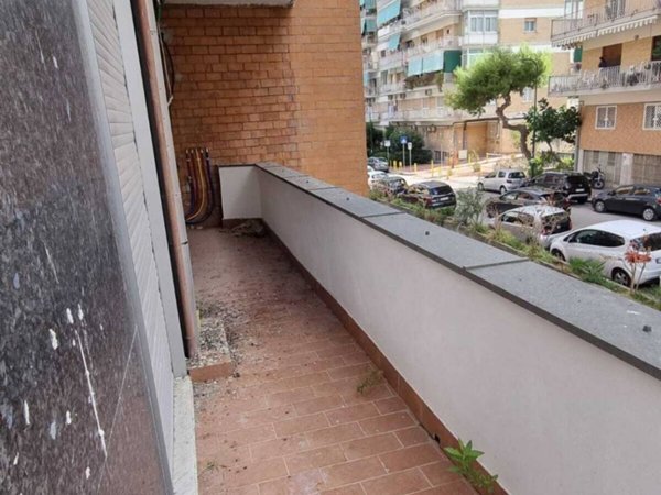appartamento in vendita a Napoli in zona Fuorigrotta