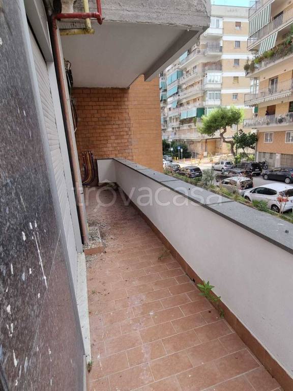 appartamento in vendita a Napoli in zona Fuorigrotta