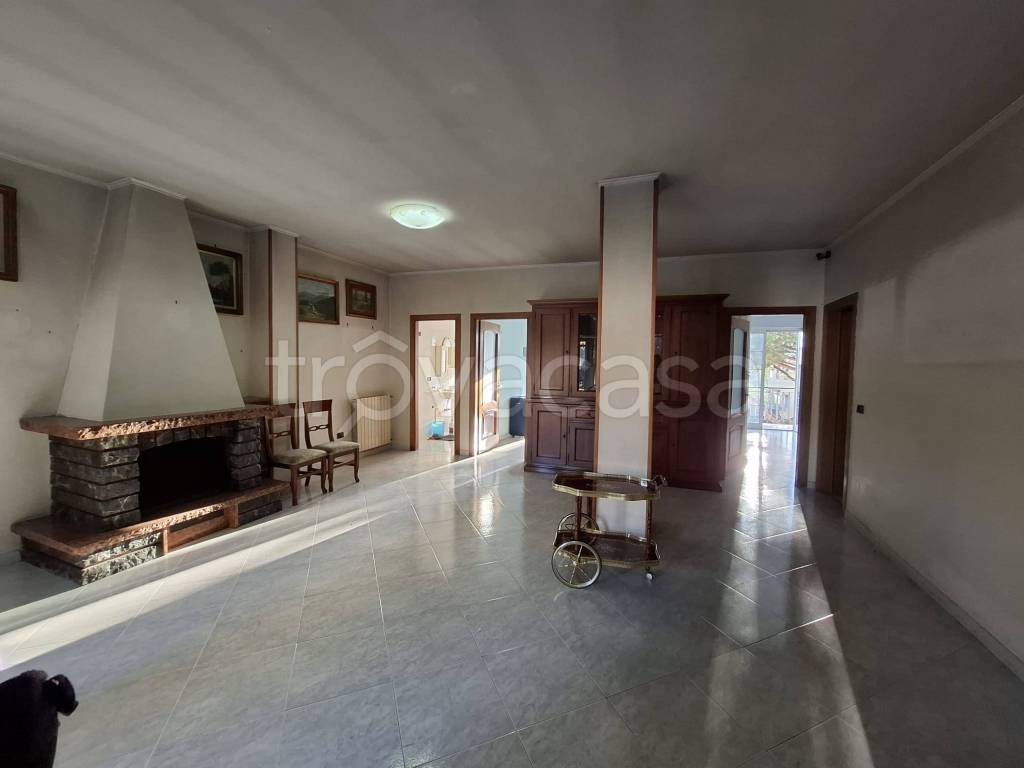 appartamento in vendita a Napoli in zona Pianura