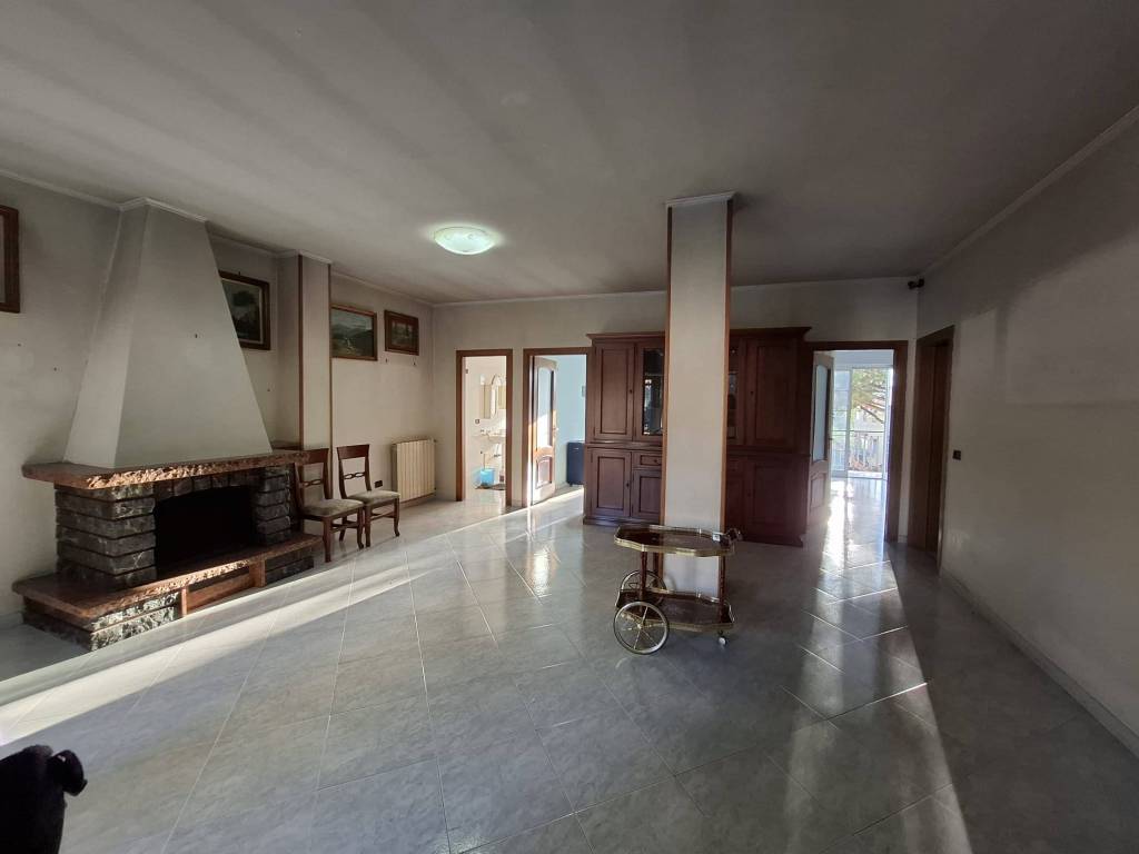 appartamento in vendita a Napoli in zona Soccavo