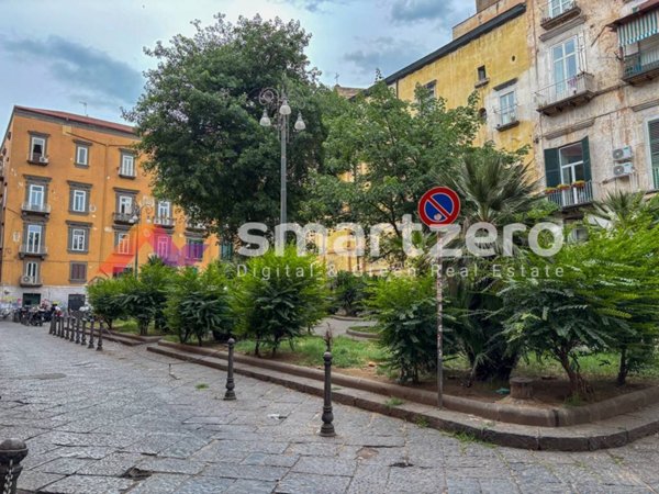 appartamento in vendita a Napoli in zona Centro Antico