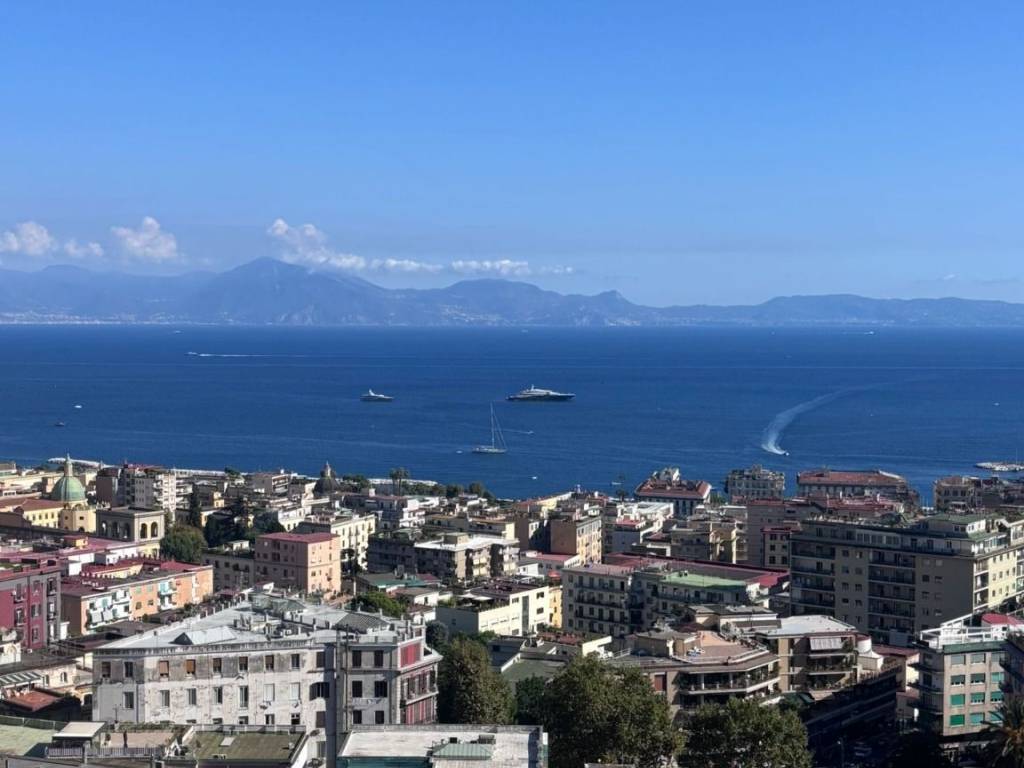 appartamento in vendita a Napoli in zona Vomero