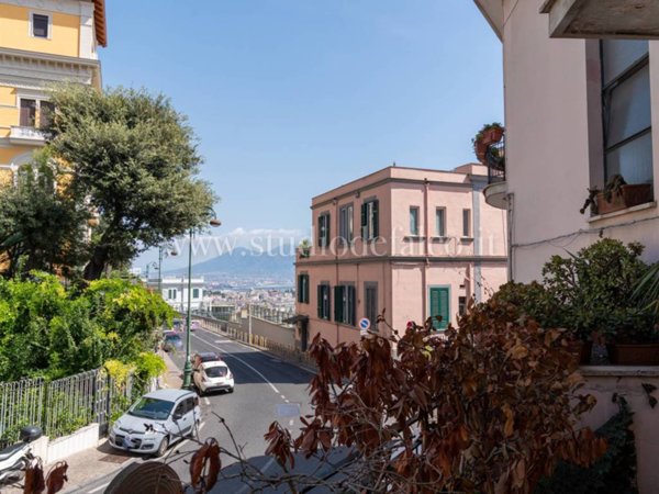 appartamento in vendita a Napoli in zona Vomero
