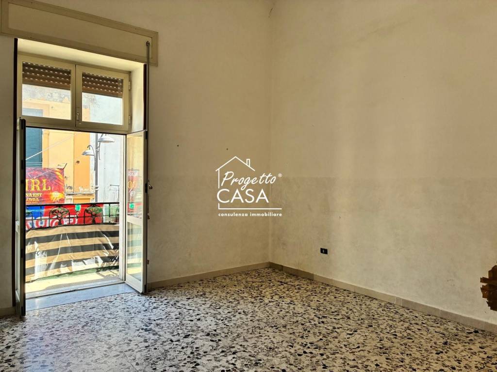 appartamento in vendita a Napoli in zona Barra