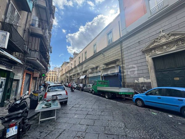 appartamento in vendita a Napoli in zona Pendino / San Giuseppe