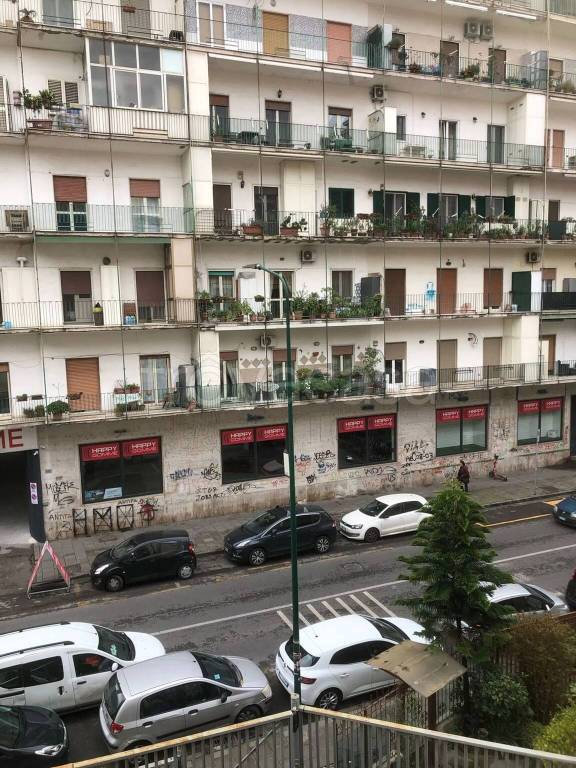 appartamento in vendita a Napoli in zona Fuorigrotta