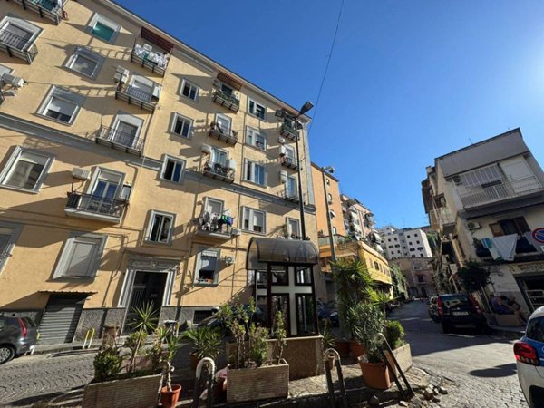 monolocale in vendita a Napoli