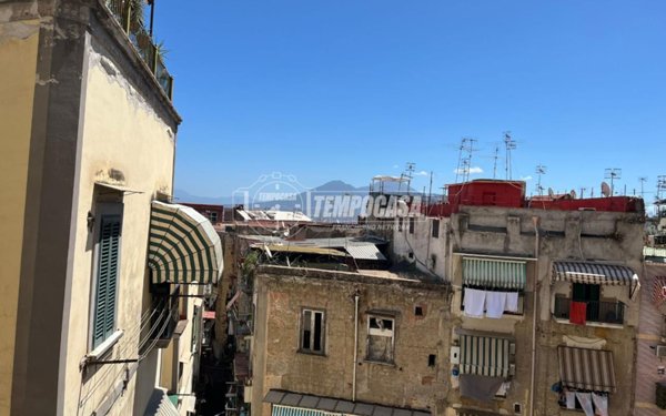 appartamento in vendita a Napoli in zona Stella