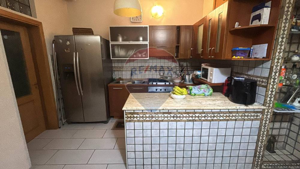 appartamento in vendita a Napoli in zona Capodichino