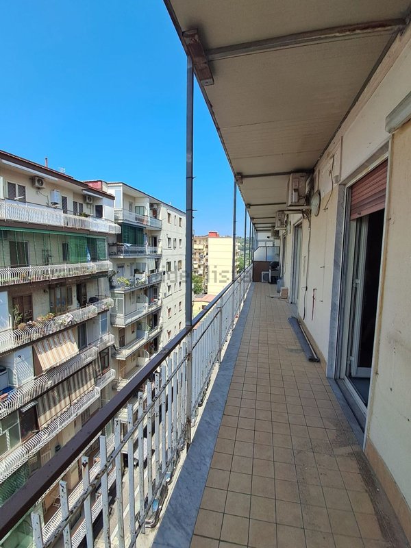 appartamento in vendita a Napoli in zona Pianura