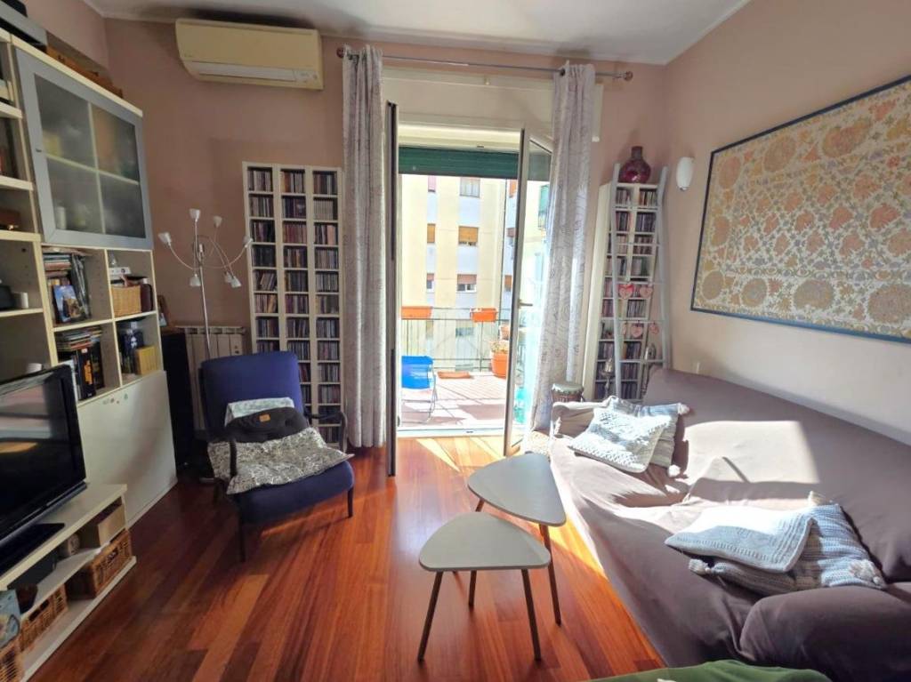 appartamento in vendita a Napoli in zona Arenella