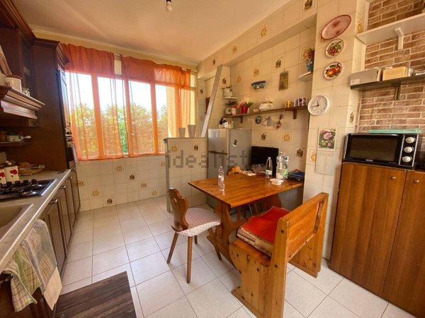 appartamento in vendita a Napoli in zona Fuorigrotta