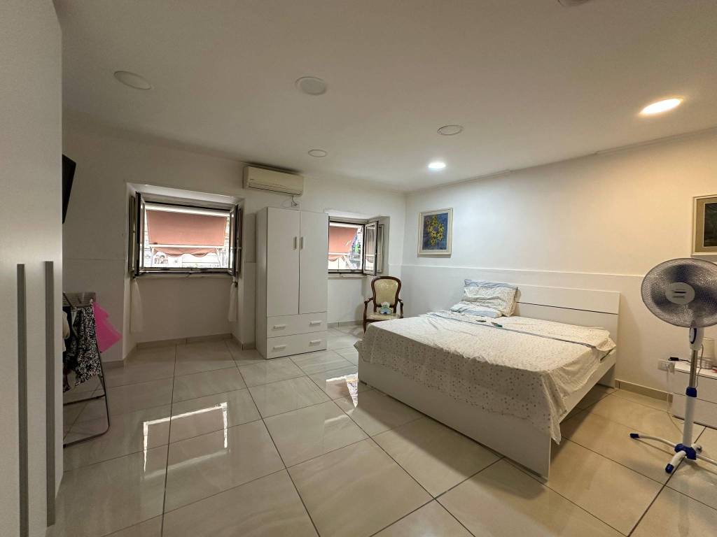 appartamento in vendita a Napoli in zona Pendino / San Giuseppe