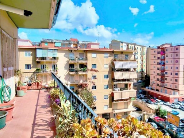 appartamento in vendita a Napoli in zona Vomero