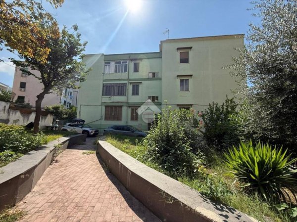 appartamento in vendita a Napoli in zona Fuorigrotta