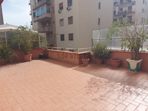 appartamento in vendita a Napoli in zona Fuorigrotta