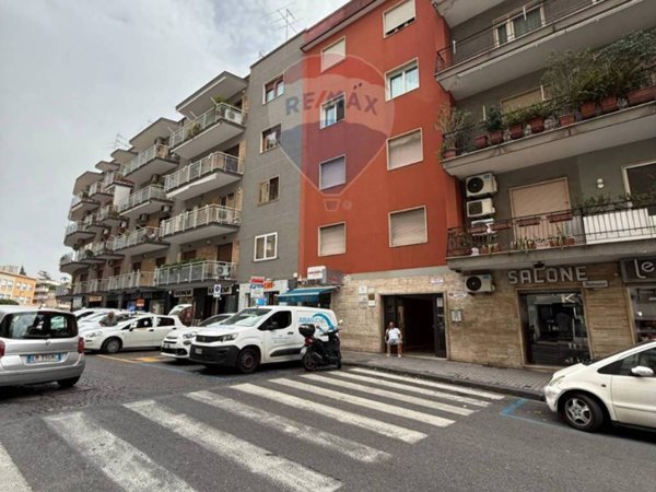 appartamento in vendita a Napoli in zona Chiaia