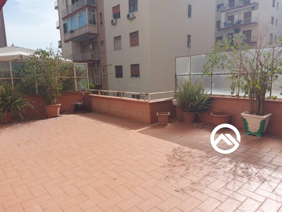 appartamento in vendita a Napoli in zona Bagnoli