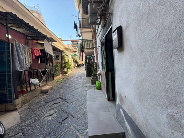appartamento in vendita a Napoli
