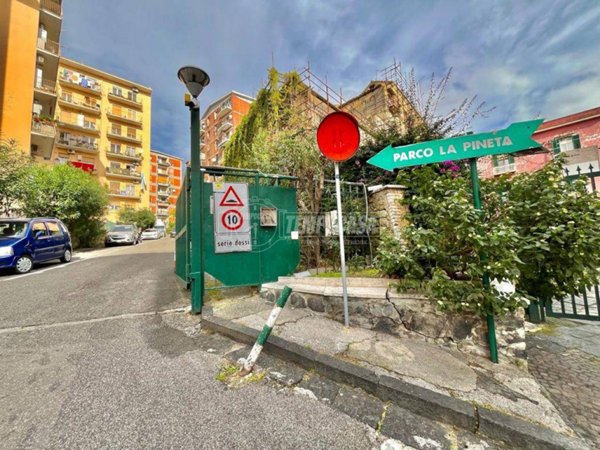 appartamento in vendita a Napoli in zona Arenella